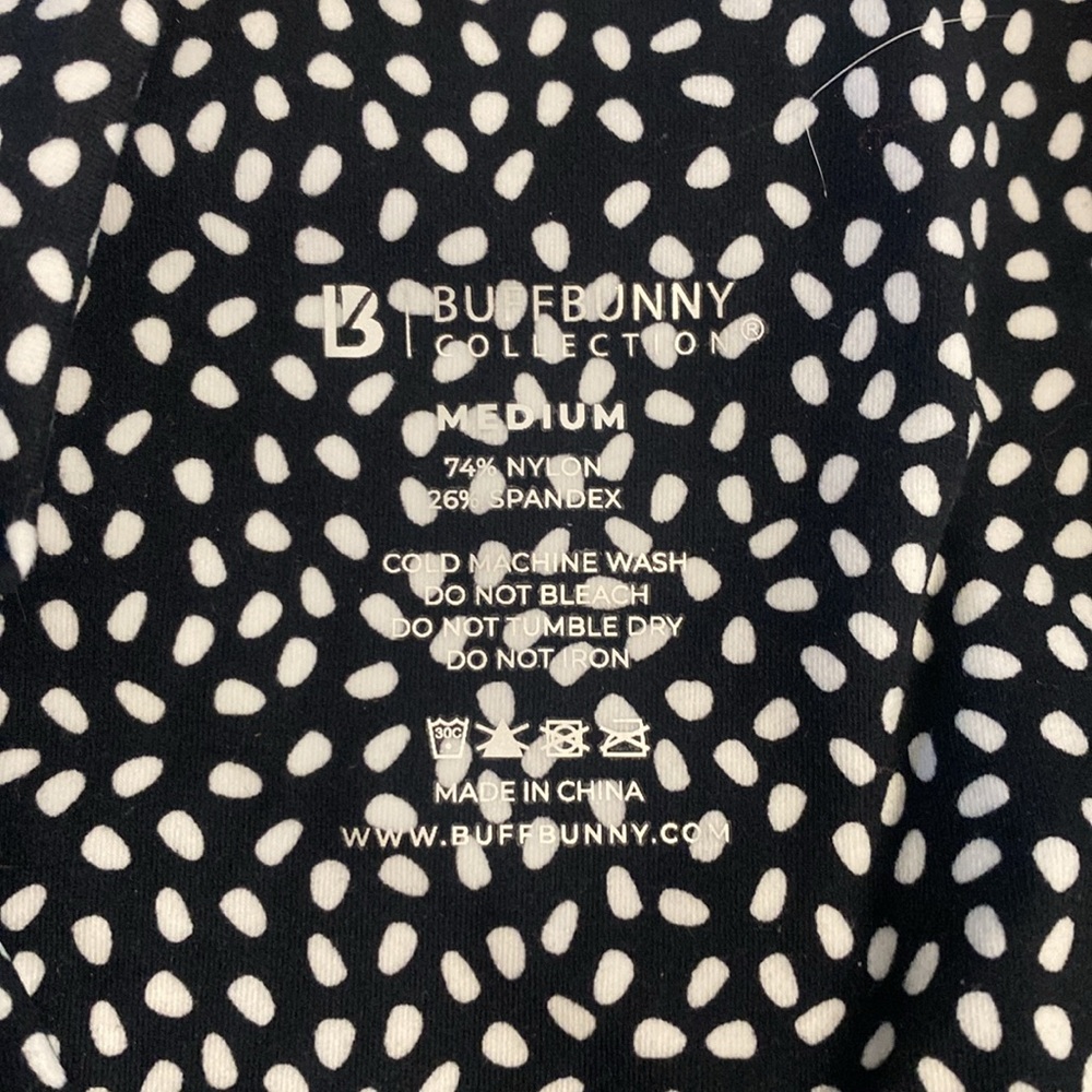NWT Buffbunny Black and White Patterned Leggings - Picture 7 of 7